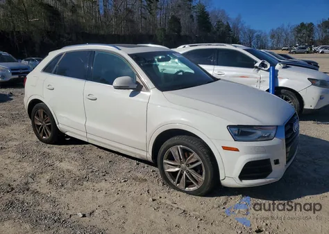 2016 Audi Q3 Premium Plus z USA, uszkodzony, nr VIN WA1EFCFS0GR023034